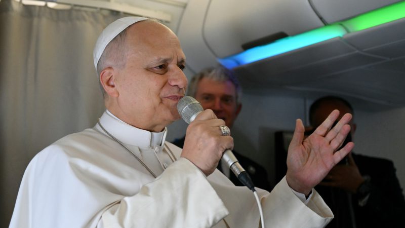 Obispos del Paraguay cierran filas con el Papa León XIV tras críticas de Trump