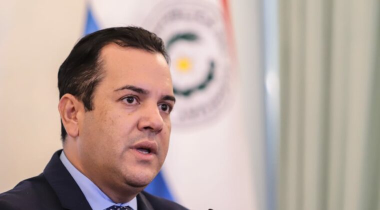 Friedmann declarado rebelde: llegó tarde y alegó accidente