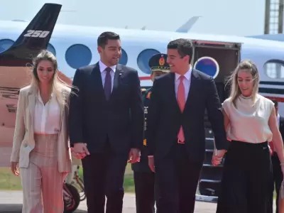 Alliana promete no gobernar desde el avión, de llegar a la presidencia