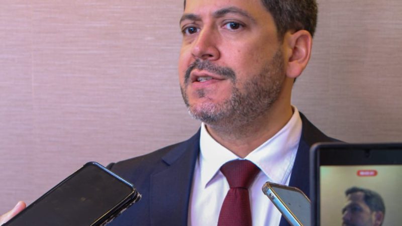 El dinero debe circular: Latorre marca la segunda etapa económica