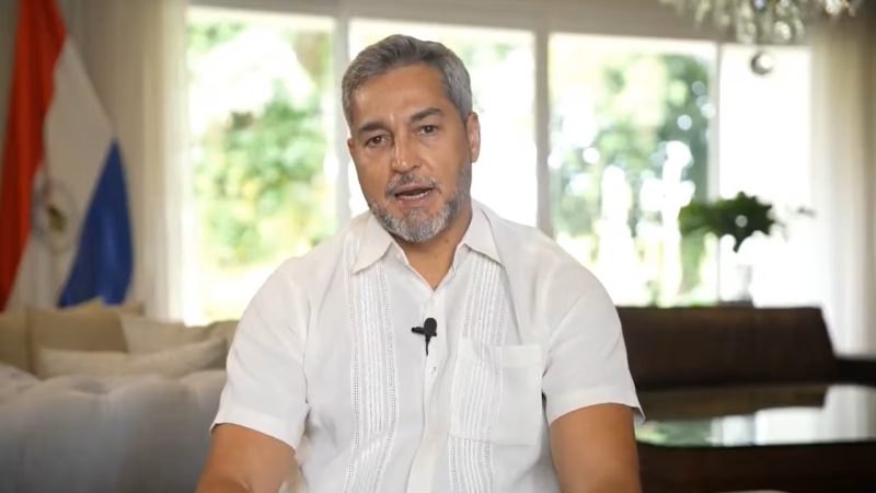 Abdo a Peña: “Le falta dignidad o admite que en su gobierno hay coima”