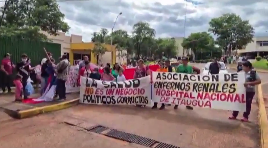 Pacientes de Itauguá denuncian abandono por falta de medicamentos