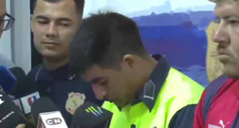 Detienen a agente de la PMT en la lista de hinchas violentos del clásico