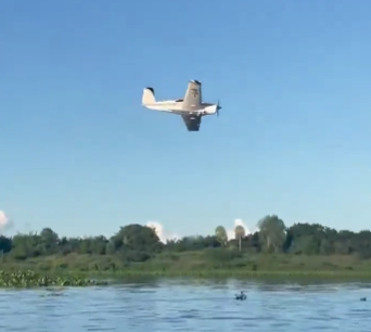 Avioneta bajo el puente Bioceánico: Brasil investiga peligrosa maniobra