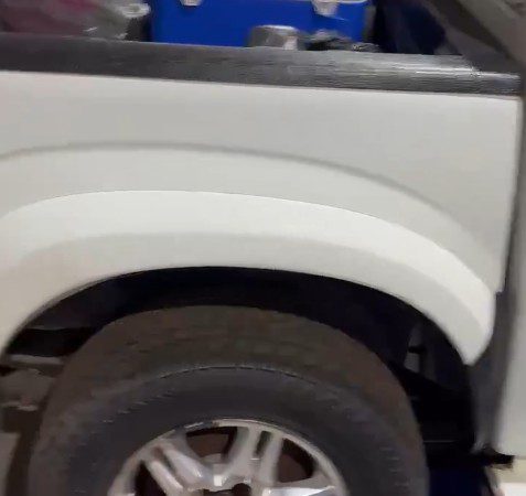 ¿Atentado o negligencia? Móvil del presidente del IPS sufrió desprendimiento de tuercas rumbo al Chaco