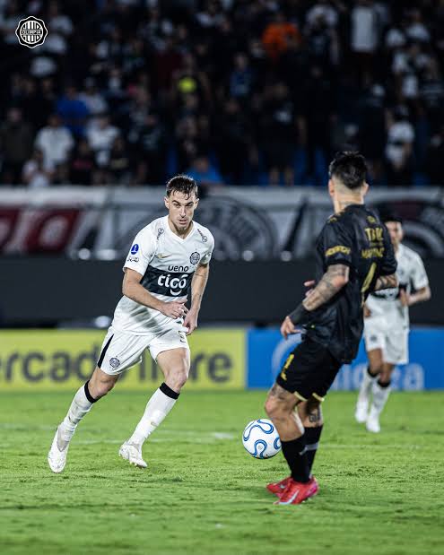 Olimpia empata y deja dudas antes del superclásico: el gol, su gran deuda en Sajonia