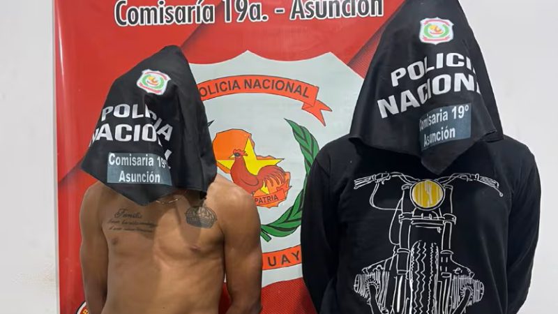 Persecución policial frena a hermanos ladrones de autopartes