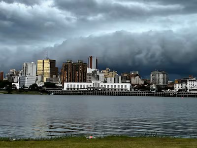 Tormentas atípicas ponen en alerta a Ñembucú y Central
