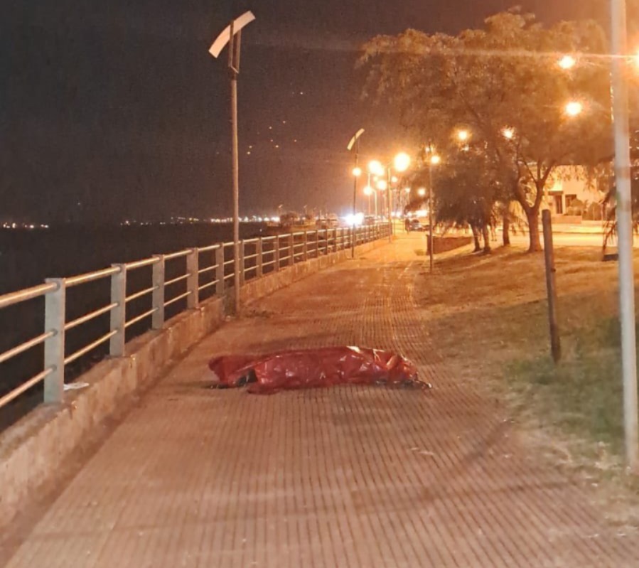 Encarnación: hombre hallado muerto en el río Paraná contaba con 13 antecedentes