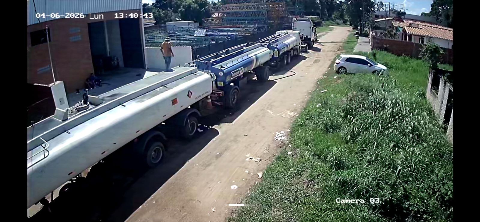 Investigan un presunto ordeñe de combustible de Petropar en MRA