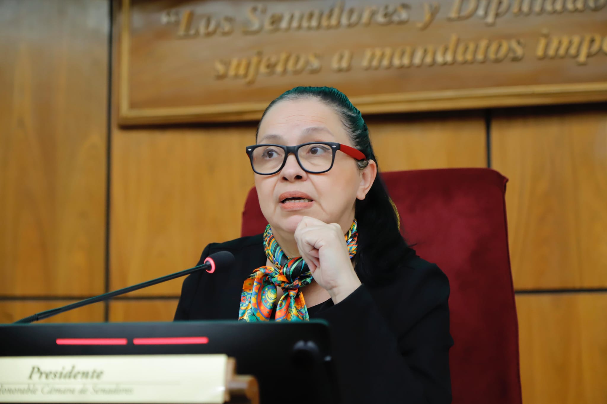 Aumentar el salario mínimo en G. 60.000 es absurdo, afirma senadora