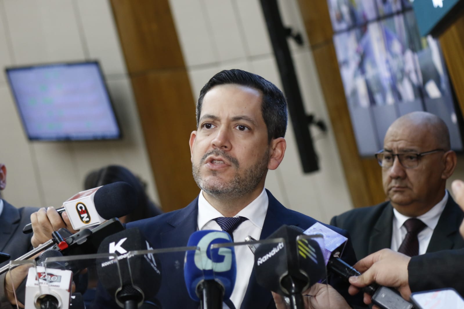 Diputados oficialistas impulsan a Latorre como dupla de Alliana