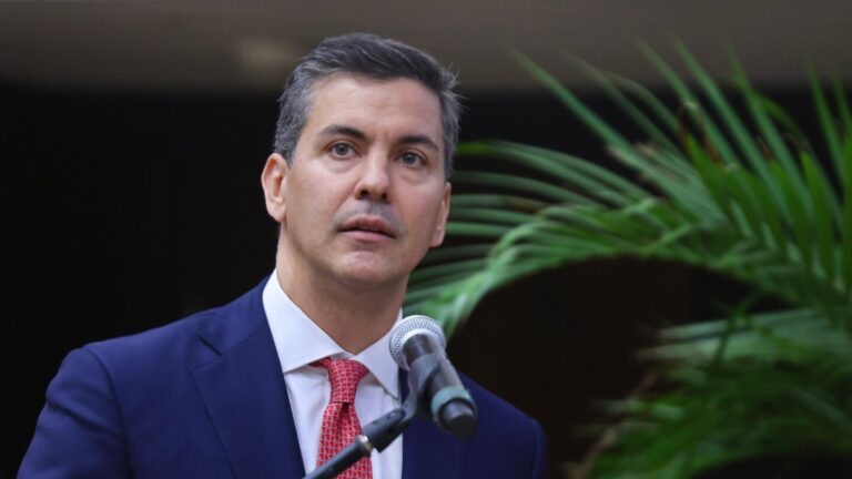 Peña exige sanciones ejemplares tras caos en el superclásico