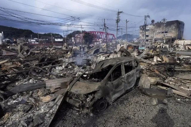 Terremoto de 7,4 sacude Japón y provoca tsunami