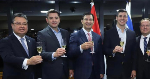 Ovelar descalifica a Leite y reafirma liderazgo de Cartes en Honor Colorado