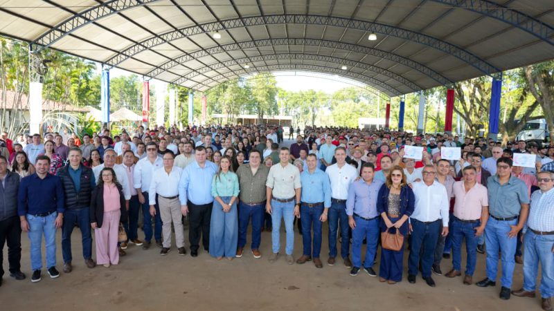 Peña blanquea a Amarilla: lo invita a cruzarse a la ANR