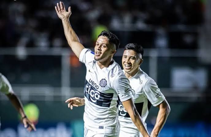 Olimpia impone jerarquía y da un paso clave en la Sudamericana