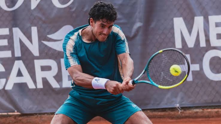 DANIEL VALLEJO SIGUE FIRME EN VALENCIA Y AVANZA A CUARTOS EN DOBLES