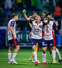 Cerro hizo historia en Brasil y tumbó al gigante Palmeiras