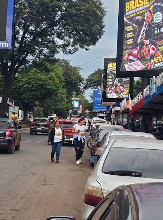 Indignación y repudio en Ciudad del Este por carteles ofensivos contra Paraguay